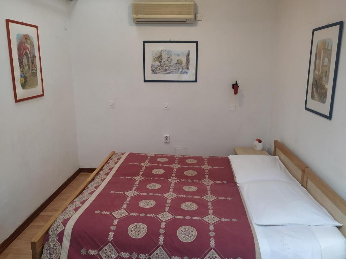 Accomodation Pertout Nova Gorica Exterior foto