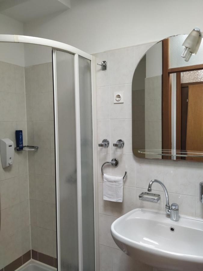 Accomodation Pertout Nova Gorica Exterior foto