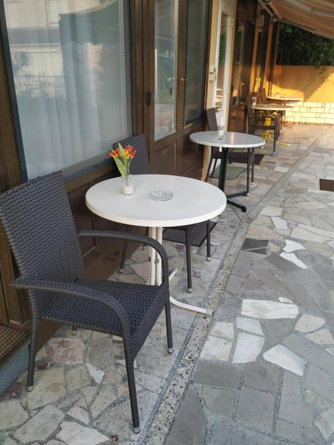 Accomodation Pertout Nova Gorica Exterior foto