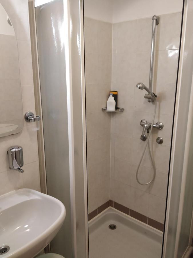 Accomodation Pertout Nova Gorica Exterior foto