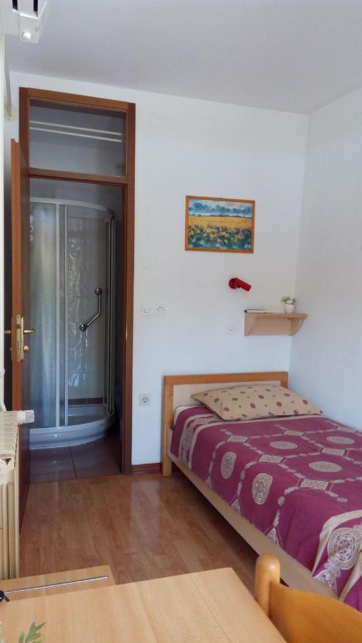 Accomodation Pertout Nova Gorica Exterior foto